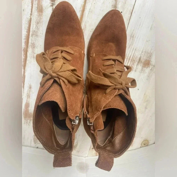 DOLCE VITA sueded lace-up cognac brown booties women’s sz 10 EUC heeled boots - Picture 9 of 14